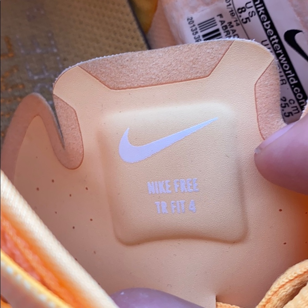 Orange melon nike free sneakers - Picture 11 of 11